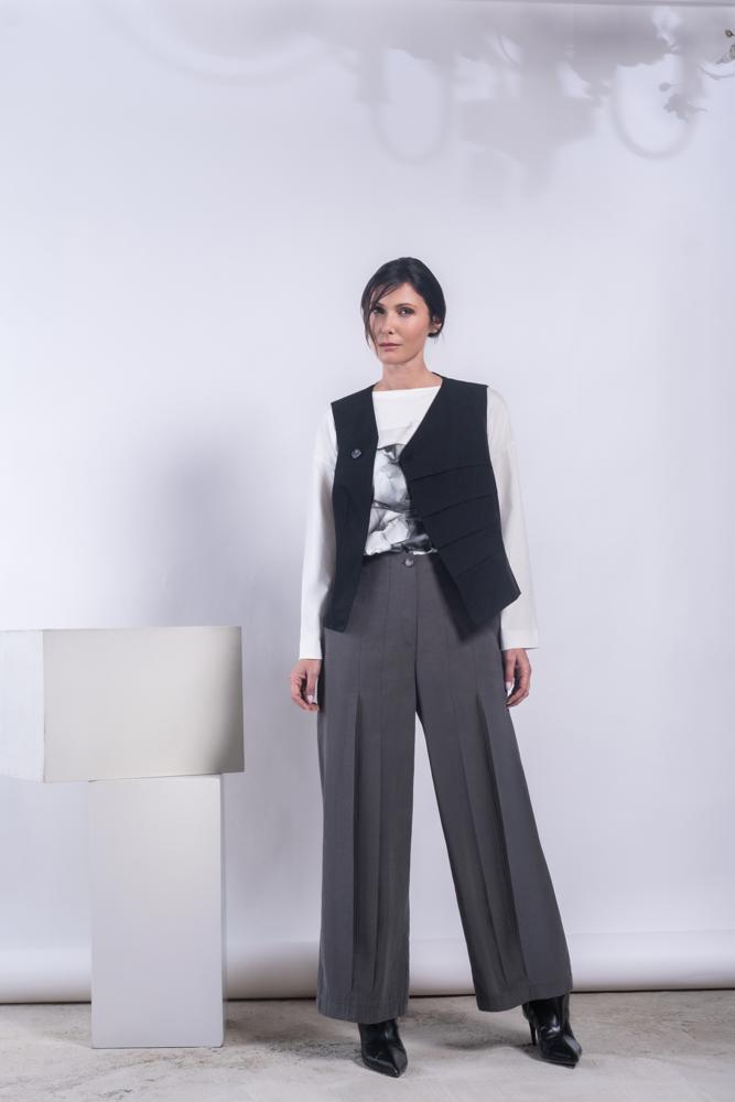 elegante broek met plooien en wijde pijpen 777045 - Ozai N Kü