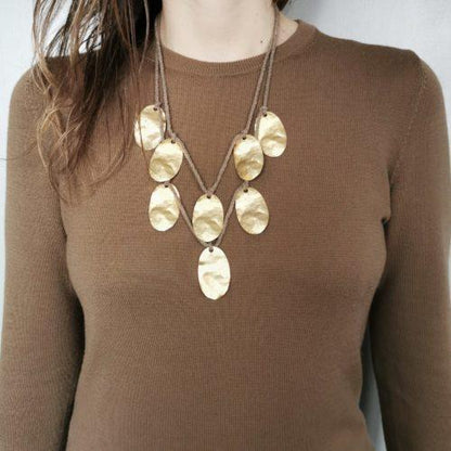 ovale halsketting met acht hangertjes 9425 - Rosanna de la Riva