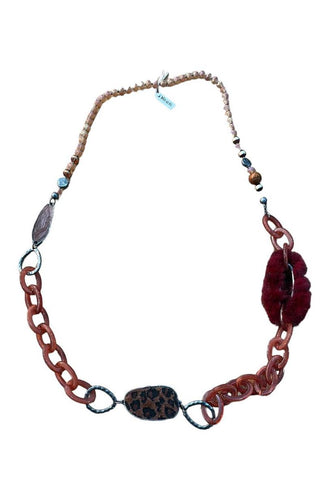 bohemian elegance halsketting met natuursteen en veren detail - Mona