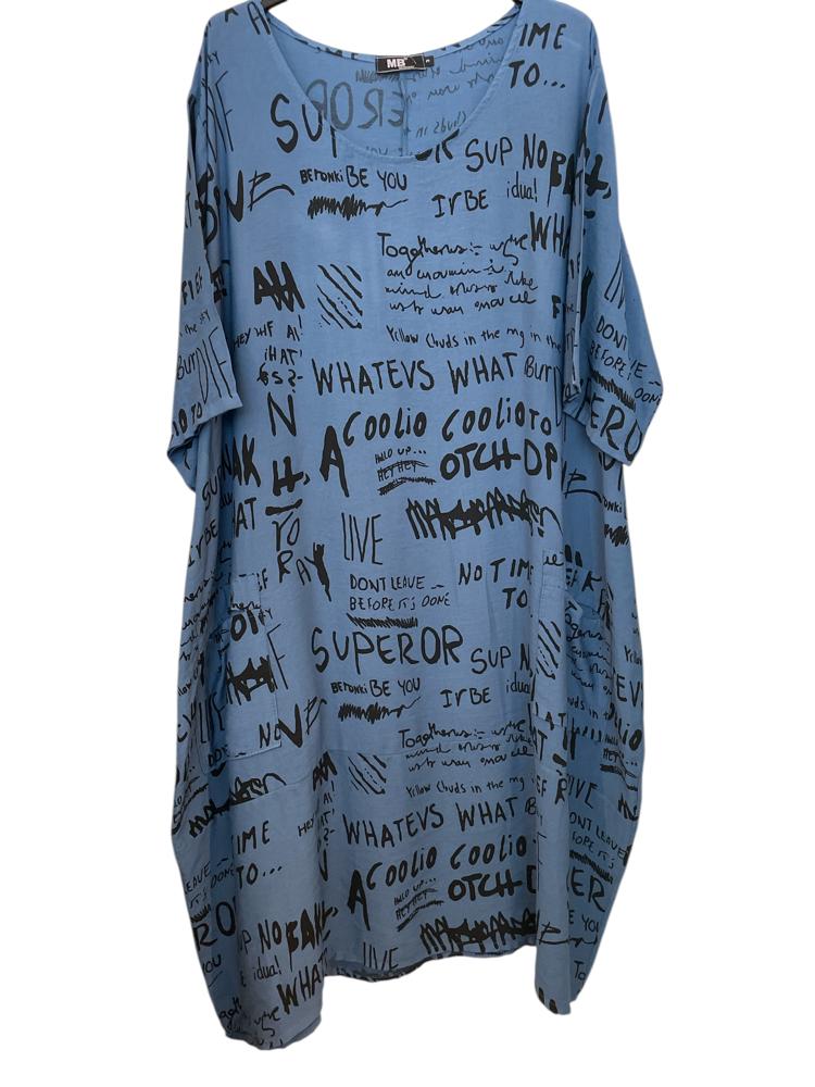 viscose jurk met tekst 92019 - MB Style