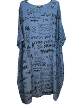viscose jurk met tekst 92019 - MB Style