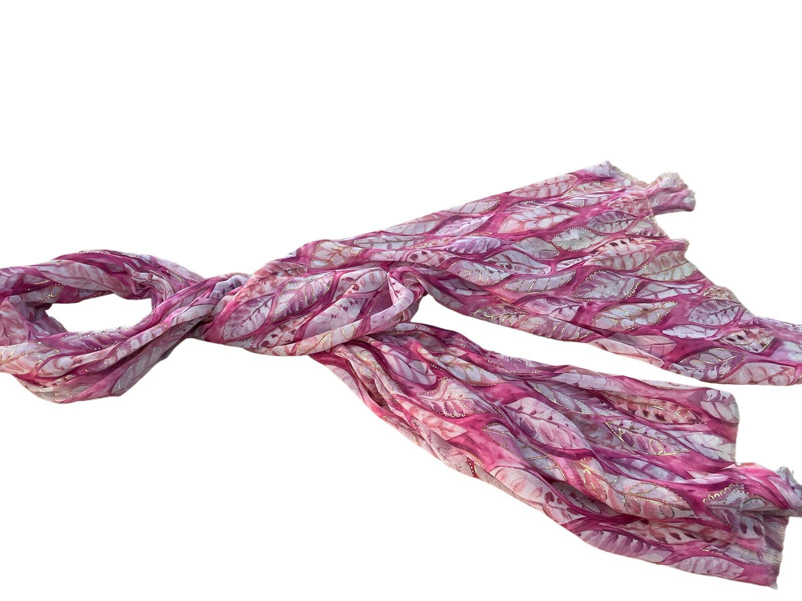 elegante roze bedrukte damessjaal met bladmotief - Alexandr&